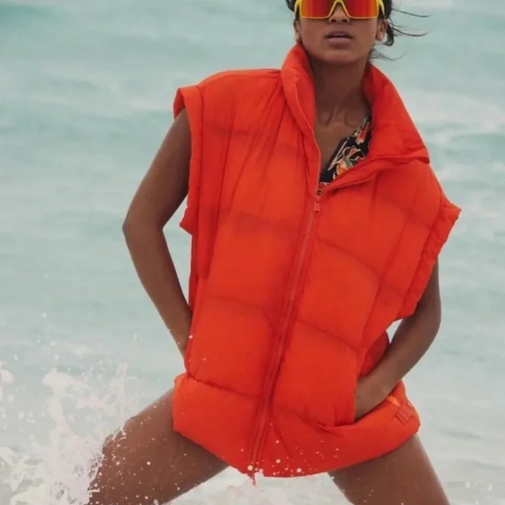 FP Movement - In A Bubble Puffer Flame Orange Red Oversized Zip Vest - Large - Picture 1 of 15